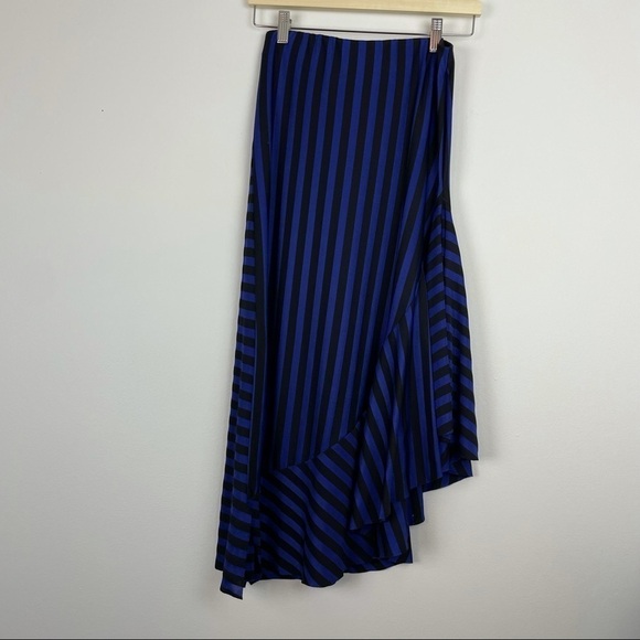 Zara Trafaluc Black Blue Asymetrical Ruffled Skirt Size Small. - Picture 4 of 5